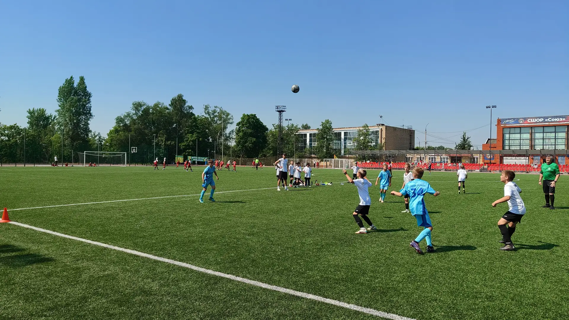 ⚽🇷🇺💥 Футбольным турниром отметили День России в городе Дзержинском городского округа Люберцы 12 и