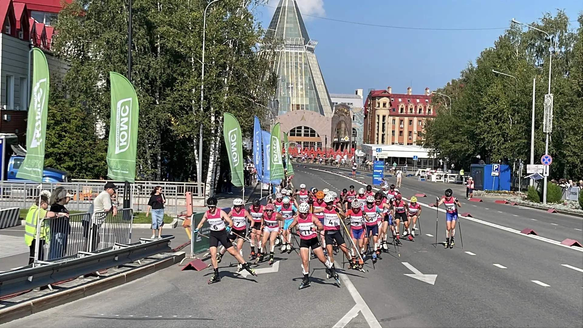 Сегодня в Ханты-Мансийске в рамках Чемпионата России проходят масс-старты свободным сти...