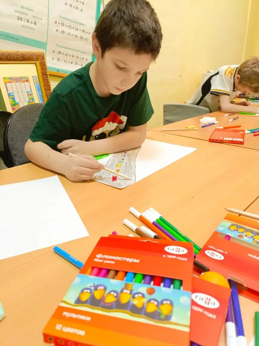 🎨 "Моя дорога" - творческое занятие в Чистореченском детском доме! 🎨