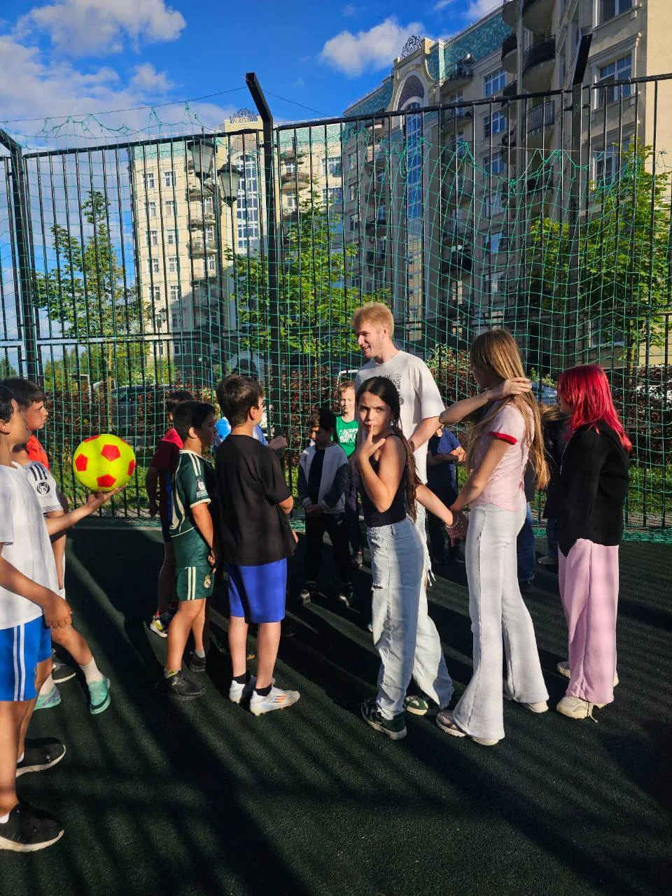 Вчера,в субботу мы провели наш первый пробный вечер с приглашенными вожатыми 🎉

Мы задумали этот фо