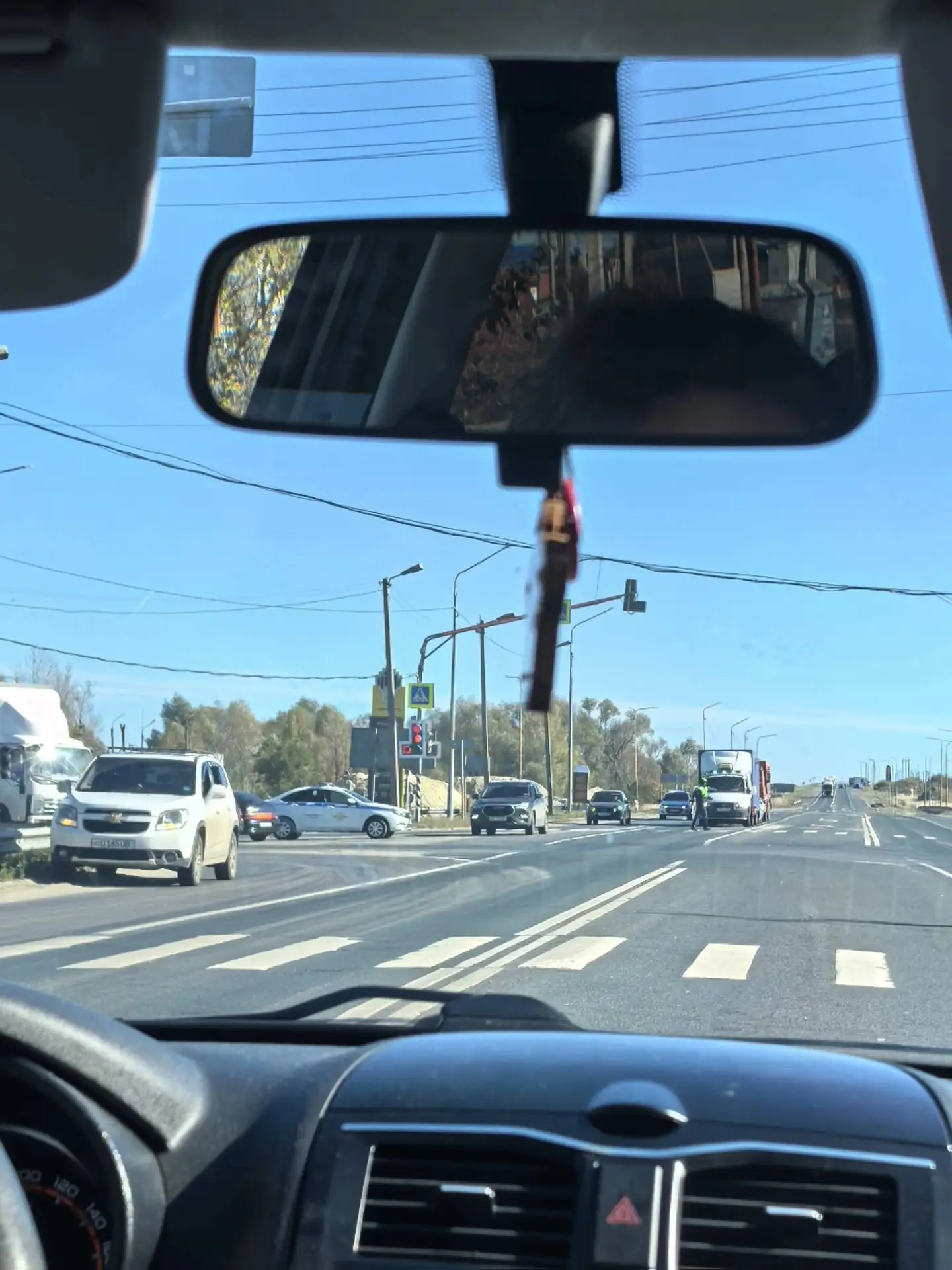 Въезд в Кузнецк, работает два экипажа ДПС. Актуально на 11:44