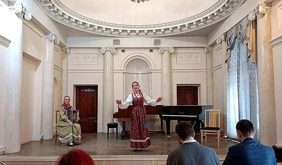 🎉🎉🎉 ГОРДИМСЯ ДОСТИЖЕНИЯМИ НАШИХ УЧАЩИХСЯ! ОЛЕСЯ МАКСИМОВА СТАЛА ЛАУРЕАТОМ II СТЕПЕНИ 🎶  🎤 Ученица 5.
