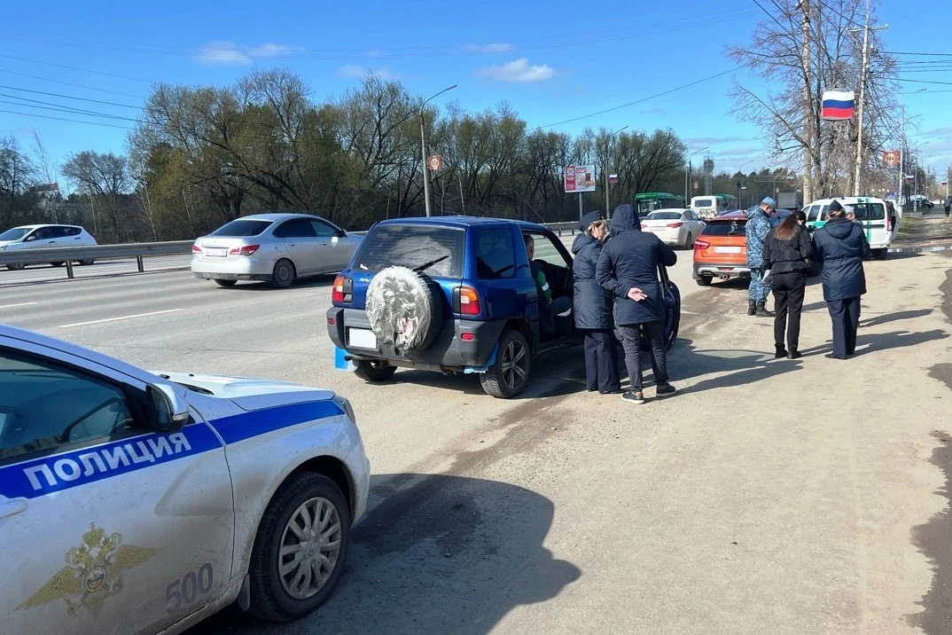 ⚡️⚡️В Копейске в ходе рейда арестовали 7 машин за долги.  Сегодня утром совместный рейд приставов и 