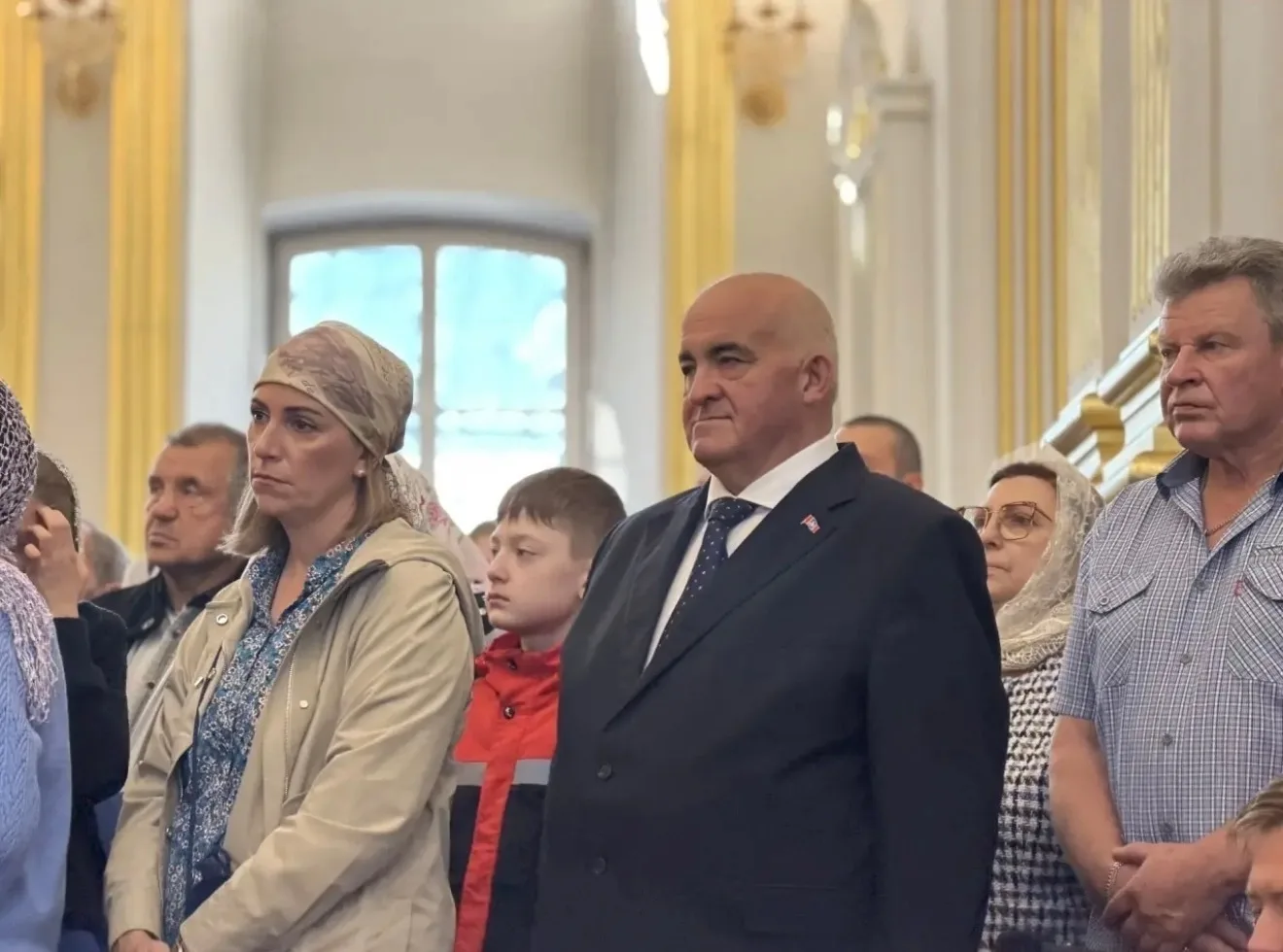 Дорогие представители духовенства, дорогие земляки, всех вас сердечно поздравляю с праз...