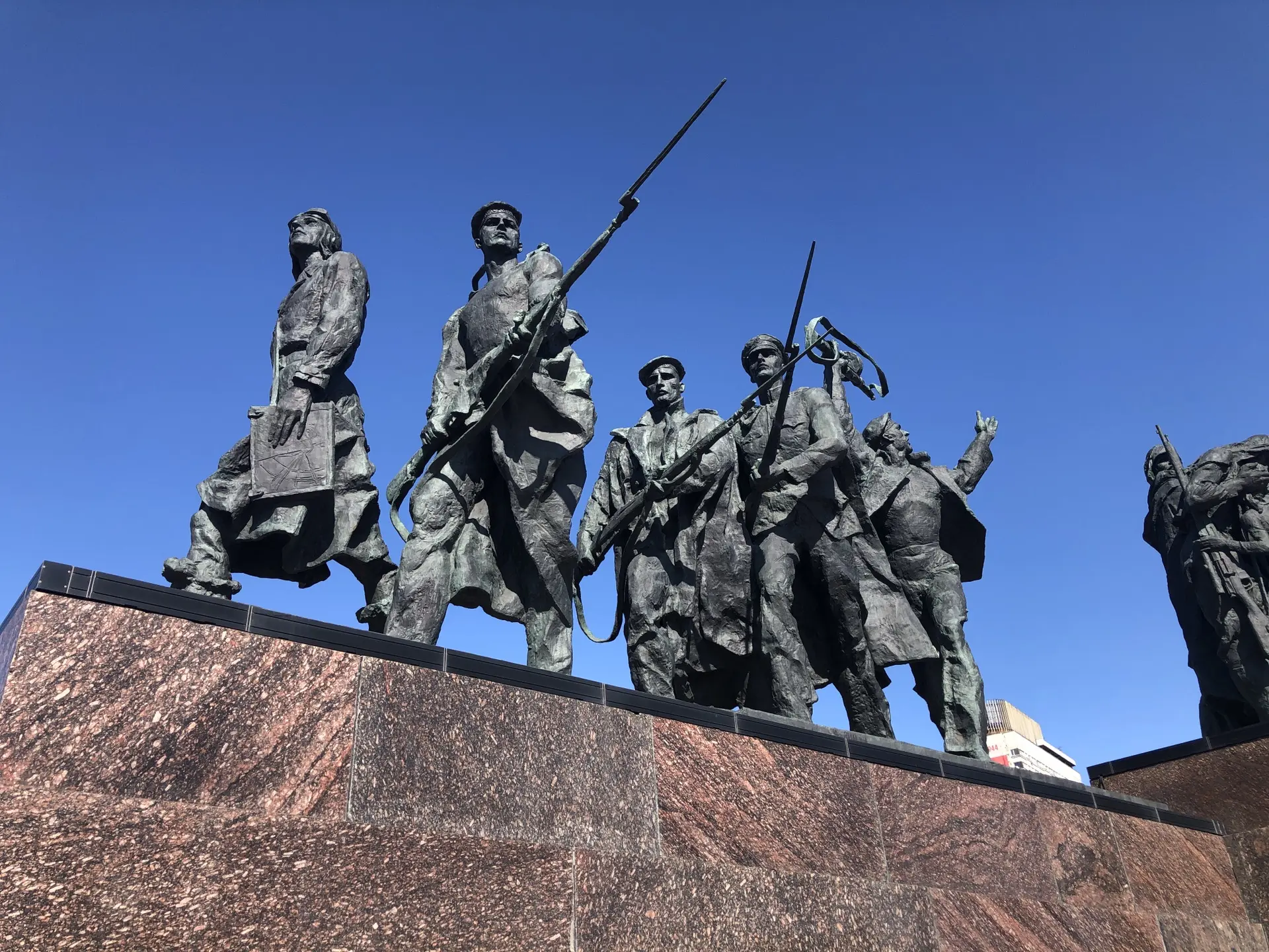 82 года со дня окончания Ленинградской битвы: память, которую не стереть временем.