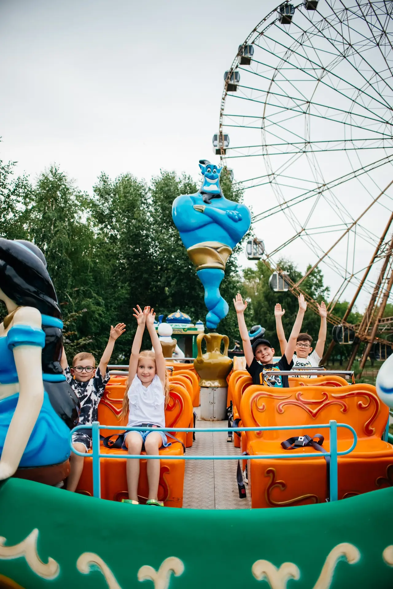 Лето — это не количество дней, а количество счастливых моментов. 🎢✨

Пусть их будет как можно больш