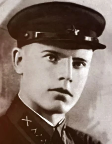 🕯 24 июля — день присвоения звания Героя Советского Союза Ивану Пьянзину 
 
24 июля 1942 года старш