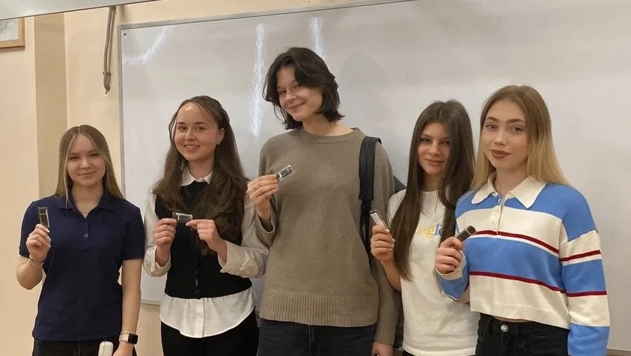 10 апреля для учащихся 9-х классов прошло увлекательное просветительское мероприятие «Что? Где? Когд