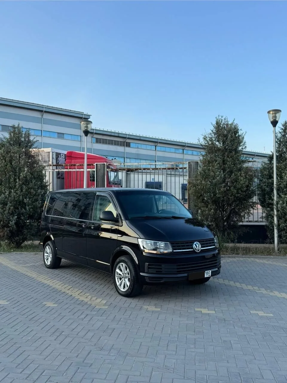 Продам Volkswagen - Caravele