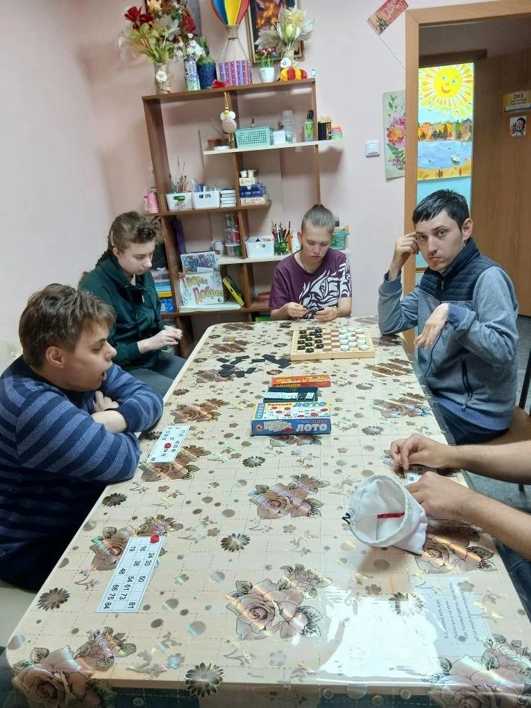 Сегодня в нашем Отделении дневного пребывания прошли увлекательные игровые занятия, в к...