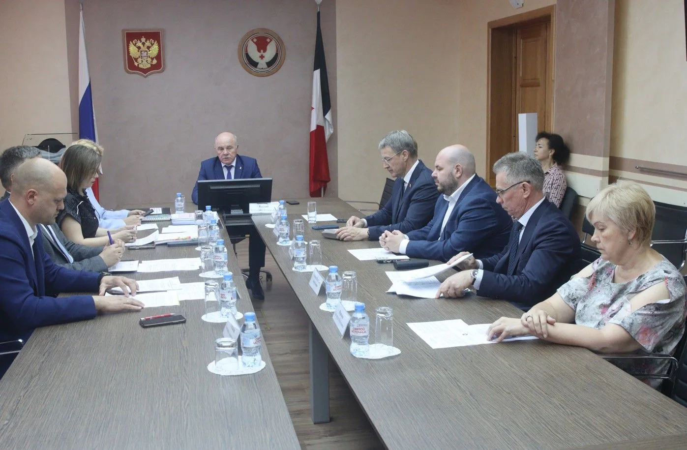 Постоянная комиссия Госсовета по бюджету, налогам и финансам одобрила проект закона «Об...