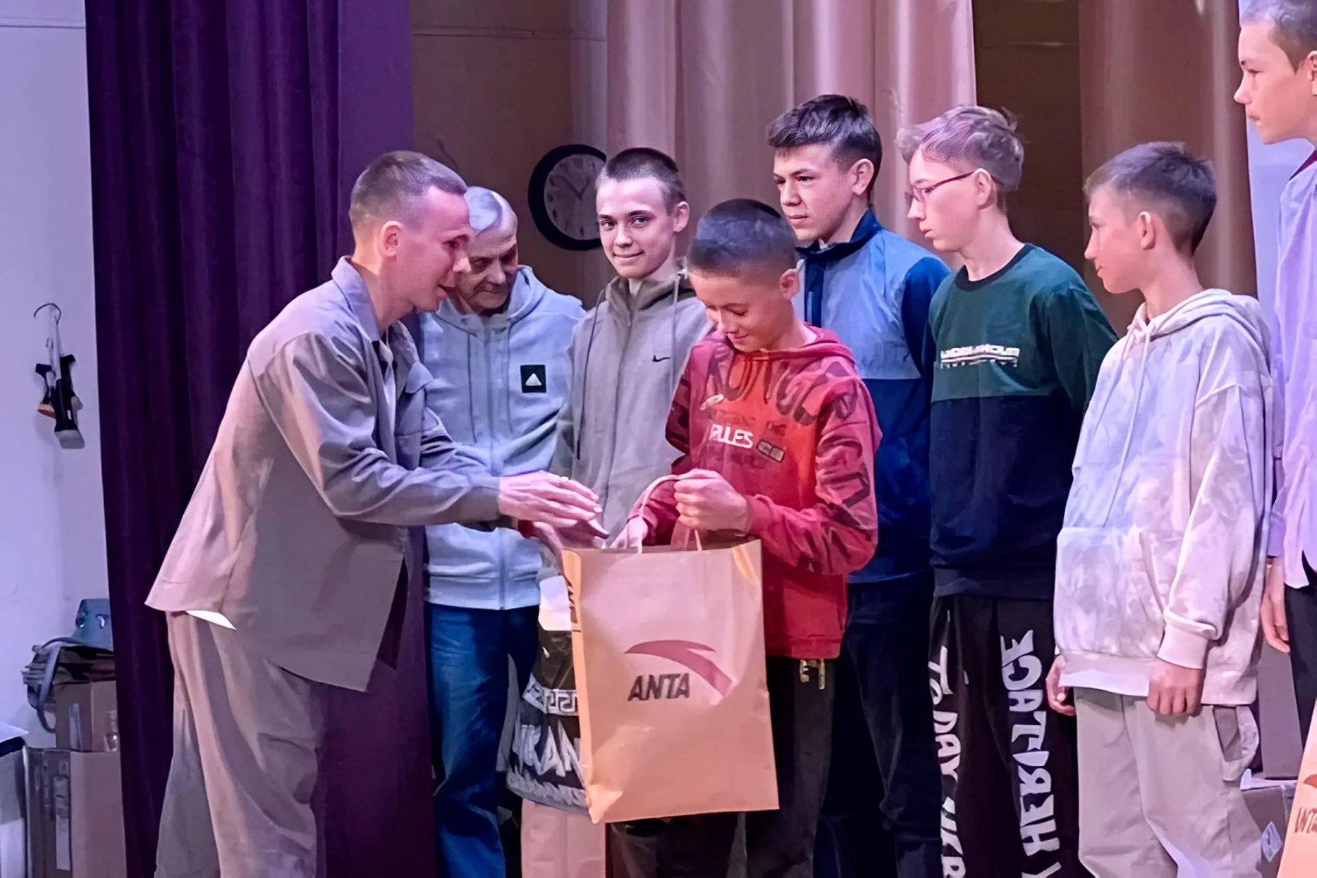 200 000 рублей за автограф