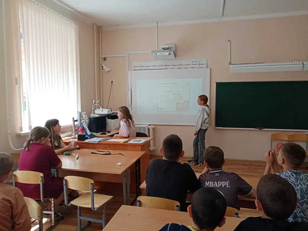 ☀Летний пришкольный лагерь продолжает свою работу.
Воспитанники 4 отряда приняли участие в экологиче