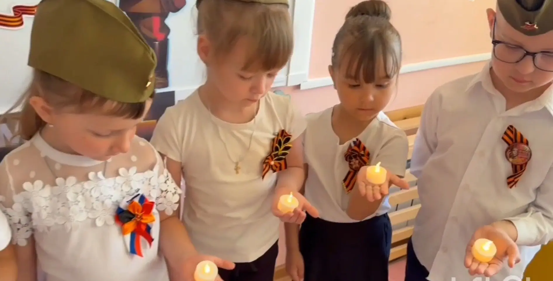 💢Тишина, в которой живёт память...
Сегодня вся страна замерла в скорбной тишине. К этой важной обще