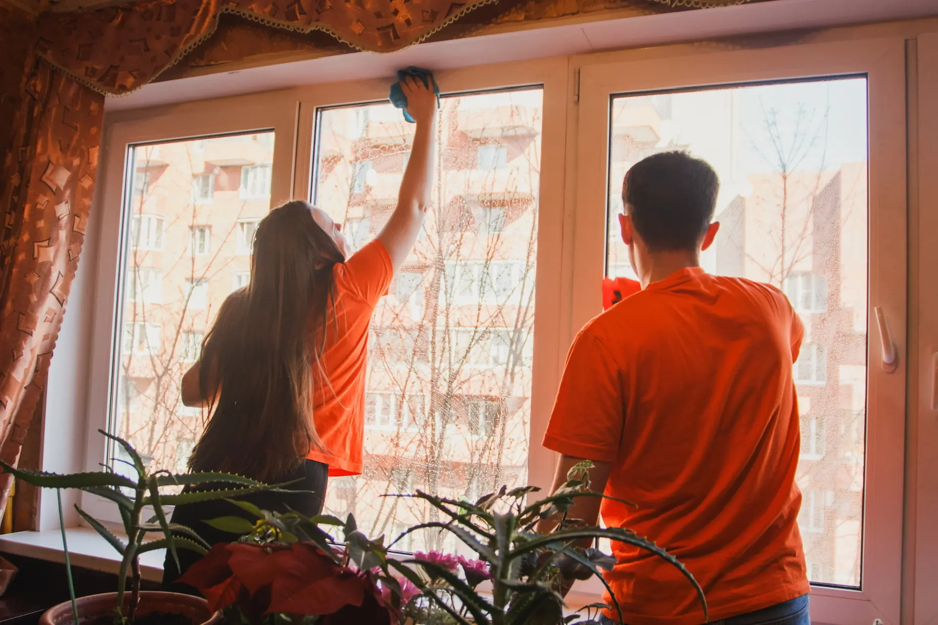 Завершается 25-я добровольческая акция «Весенняя неделя добра».  Президентом России Владимиром Путин