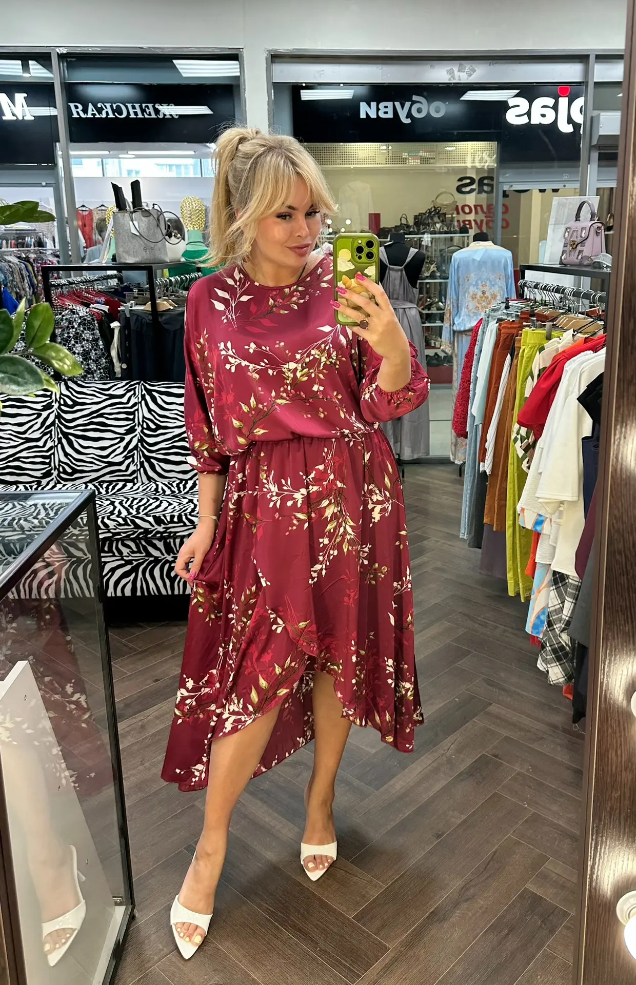 Платье на вечер  🎇 
Цена 6900 рублей
