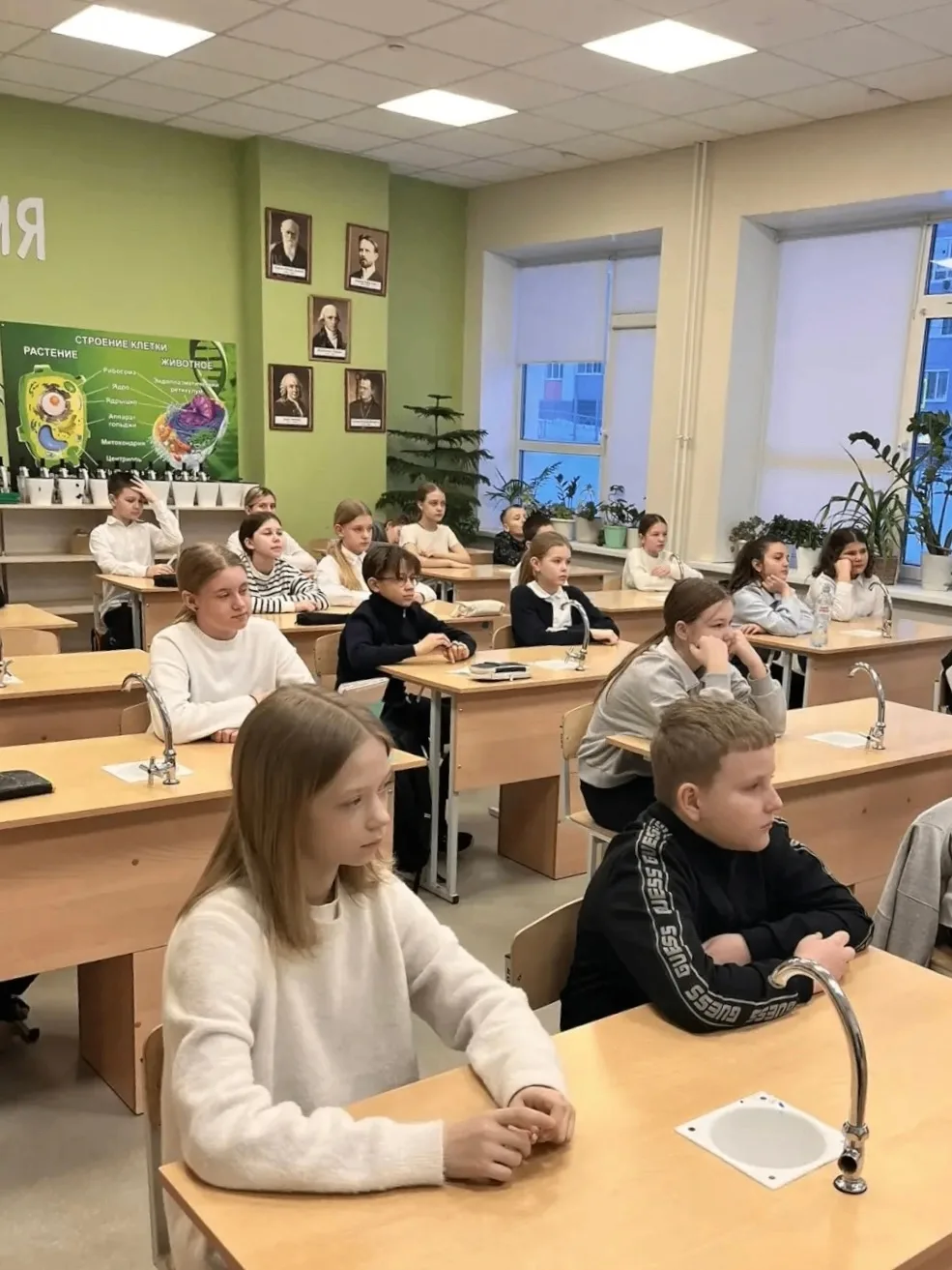 🗓 В начале февраля в нашей стране отмечается День российской науки!  🔭 Этот праздник появился неслуч