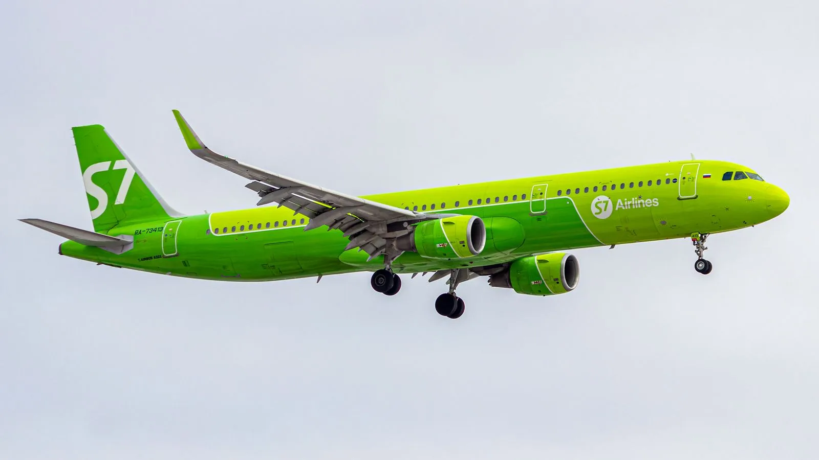❗️30 августа экипаж Airbus-321 а/к S7, следовавшего из Новосибирска в Магадан, после по...
