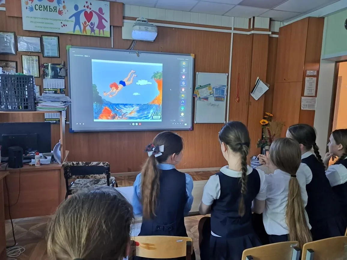 🛟 Безопасные каникулы: что важно знать каждому 🛟  🌞 В преддверии летних каникул для лицеистов прошло