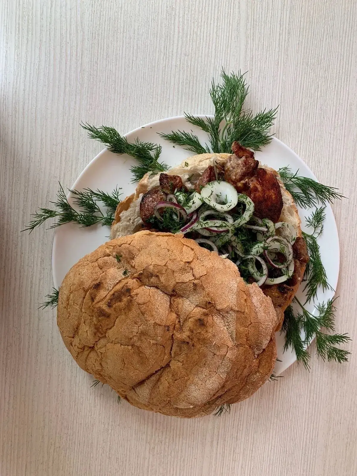 «Шашлык в хлебе с зеленью» 🍗