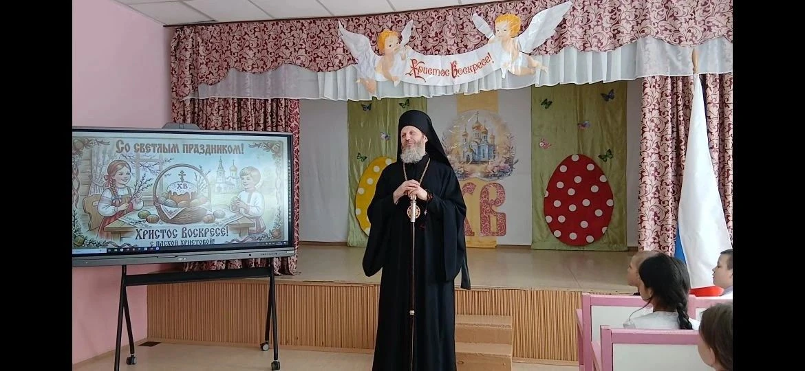 В нашей школе состоялся замечательный общешкольный пасхальный концерт, который подготов...