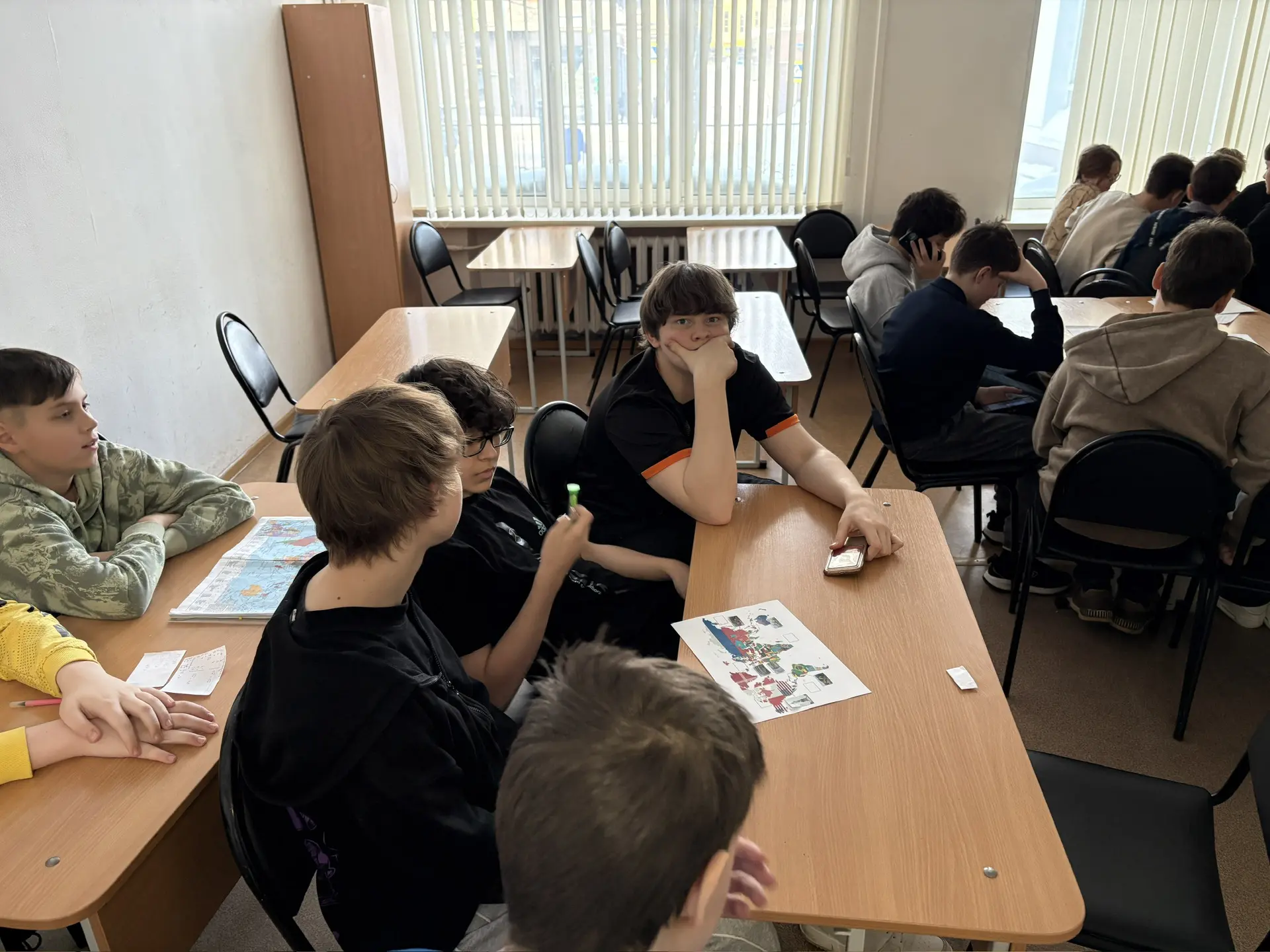 ✨ Профориентационное путешествие в мир профессий! ✨  Сегодня учащиеся 7-8 классов отправились в увле