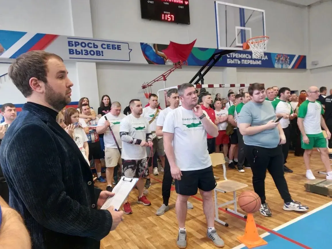 🔥 Сегодня в школе №55 города Ставрополя прошли городские соревнования «Отцы-молодцы»  Наши папы пока