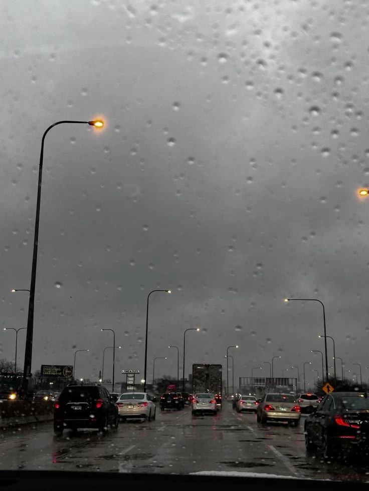 🌦 Как по-английски «погода сошла с ума»?
#summer

📌 The weather's gone mad.
        Погода сошла с
