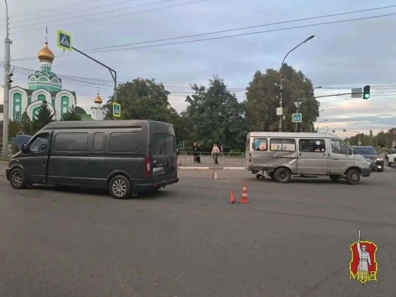 ❗️Четыре человека, в том числе несовершеннолетняя, пострадали в аварии в Волжском