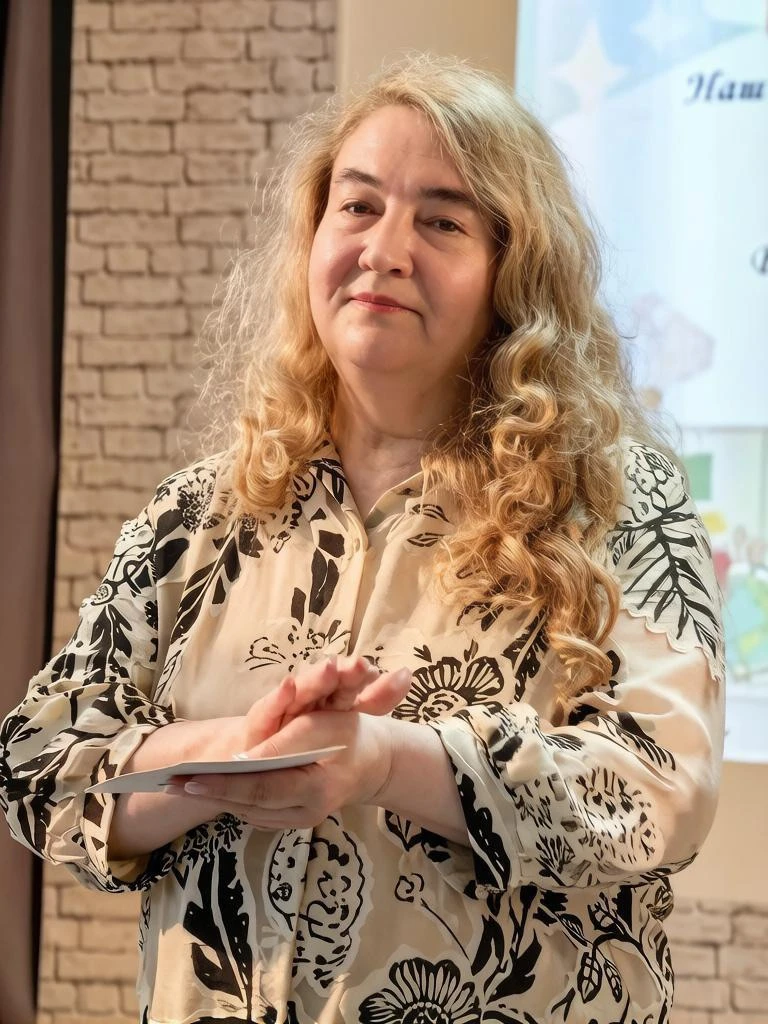 Сегодня, в День медицинского работника, мы поздравляем с этим праздником Светлану Михайловну Нашиван