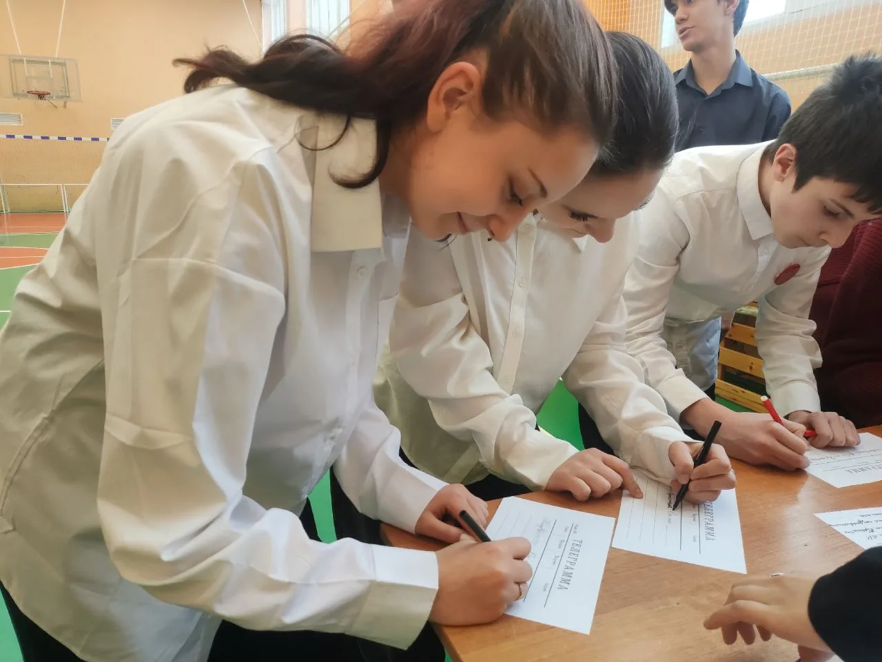 🇷🇺«Движения Первых» — в сердце событий!  Сегодня наши активисты из 8Е класса стали участниками важно