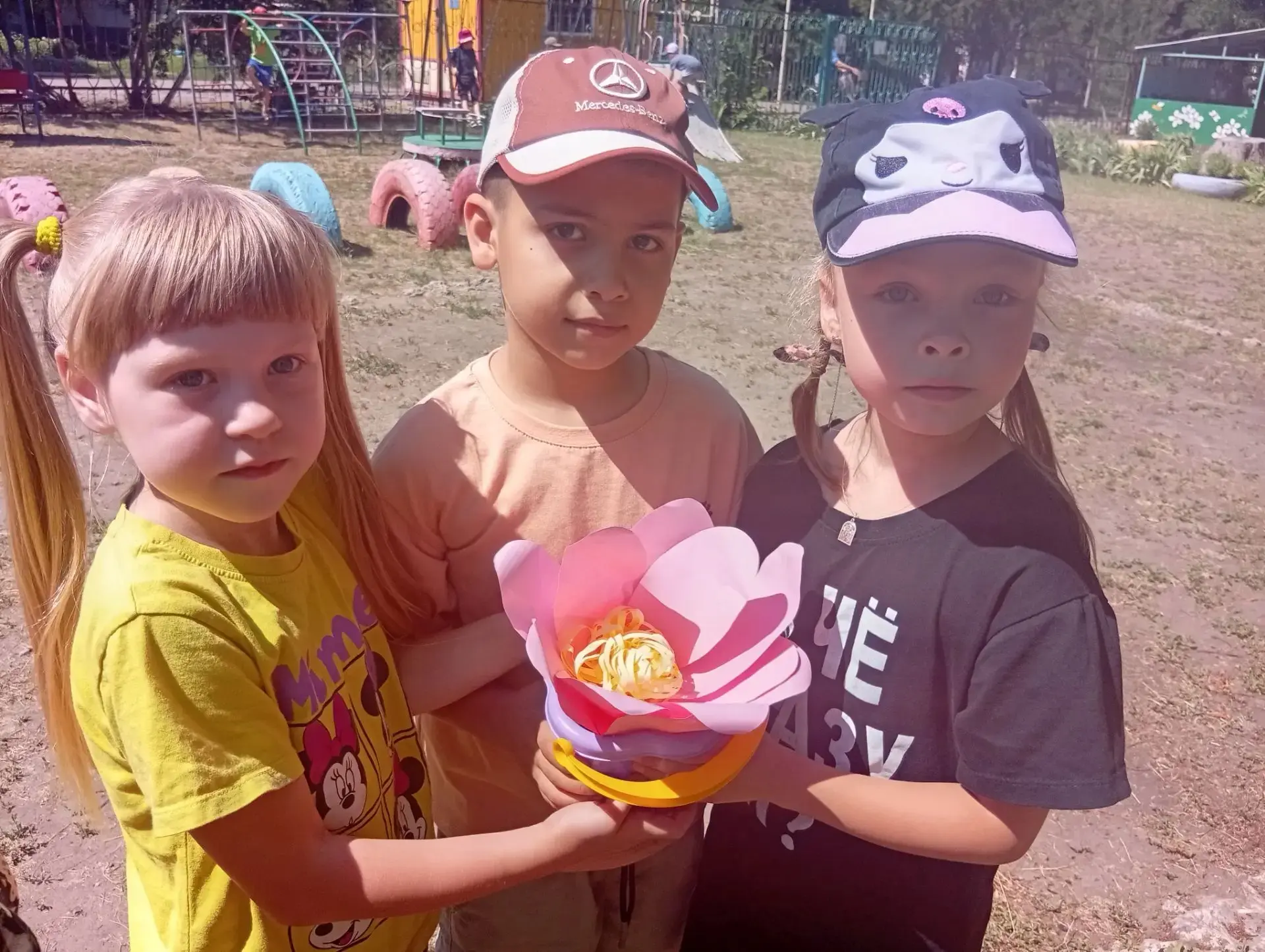 🌸 Праздник Ивана Купалы в детском саду: в поисках волшебного папопотника

В нашем детском саду ребя