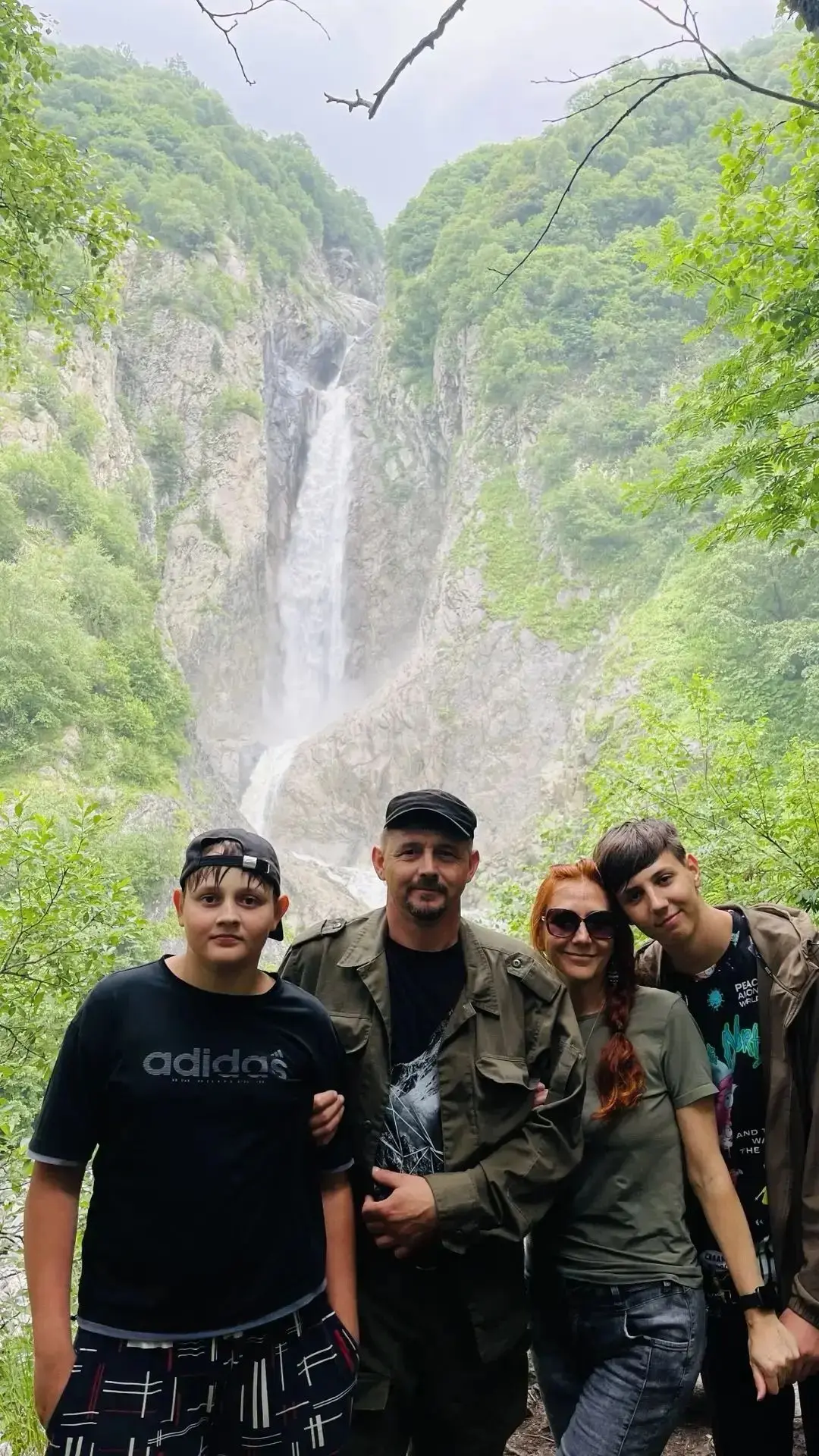 Лето это маленькая жизнь🌞

Лето — это не просто три месяца в календаре. Это идеальное время, чтобы 