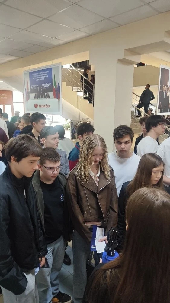 🎓 День открытых дверей в КАИ: впечатления и новые горизонты  Сегодня наша группа учеников 9-х и 10-х