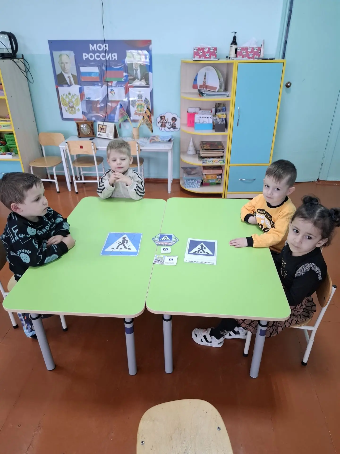 Дошколята учат ПДД без скучных лекций!