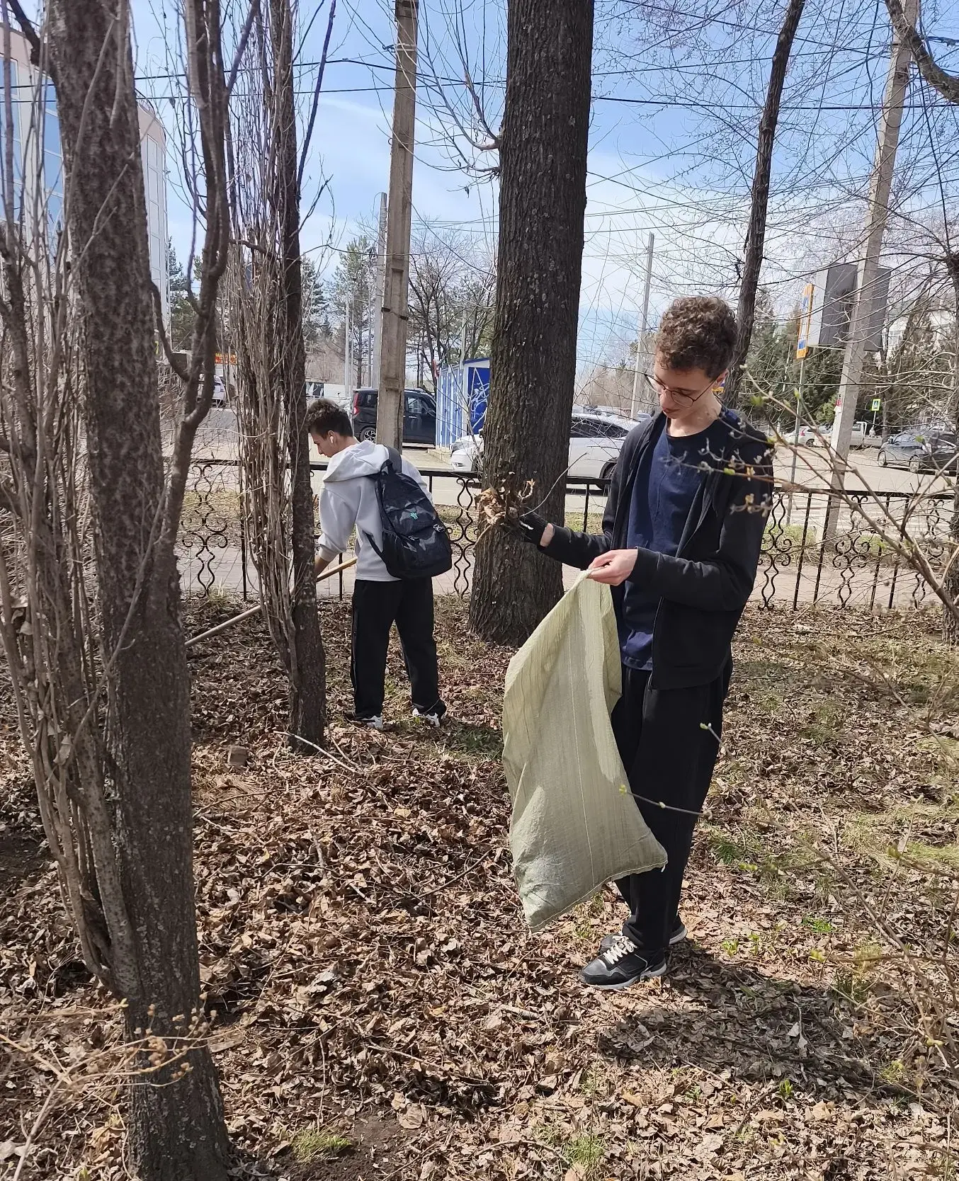 🌿 Чистый город начинается с нас! 🌿  В преддверии праздника первого мая и в рамках коммунарских сборо