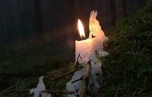 ЗАГОВОР НА ЗДОРОВЬЕ И ДОЛГОЛЕТИЕ 

"Заговариваю я себя крепко-накрепко, 
твердо-натвердо, заговарива
