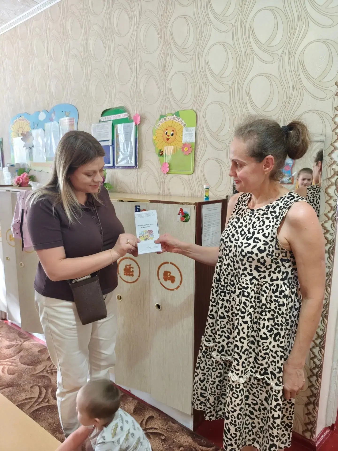 В ГБДОУ ЛНР "Краснолучский  ясли-сад № 46 "Василек" продолжается системная работа по пр...