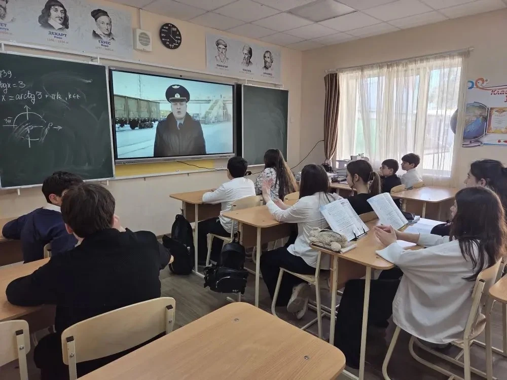 🎬 Смотрим и обсуждаем: социальный ролик «Расходник»