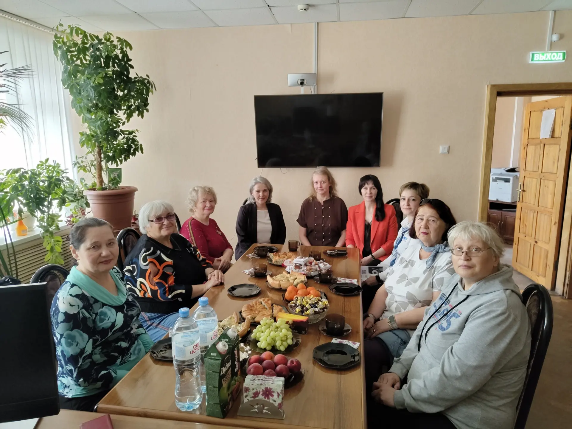 Коми энергосбытовая компания обучает старшее поколение цифровым сервисам: более 10 тыся...