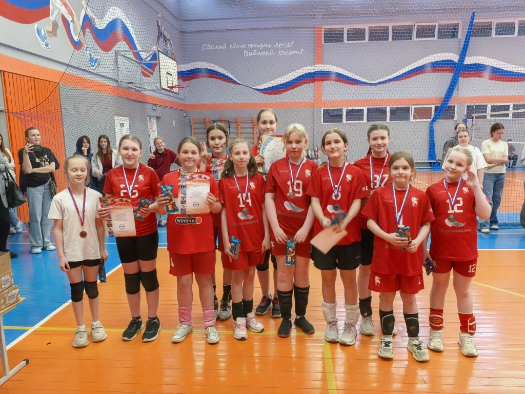 Поздравляем нашу команду девочек с 🥉местом на открытом первенстве МУ ДО "ДЮСШ Белгород...