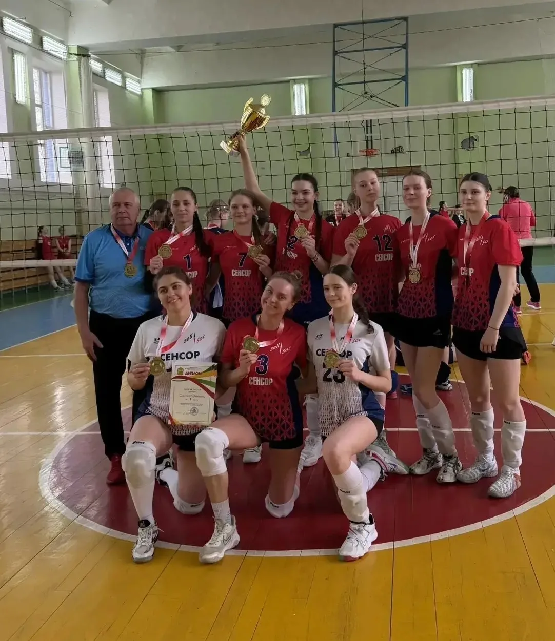 Завершился чемпионат Пензенской области по волейболу среди женских команд, в составе че...