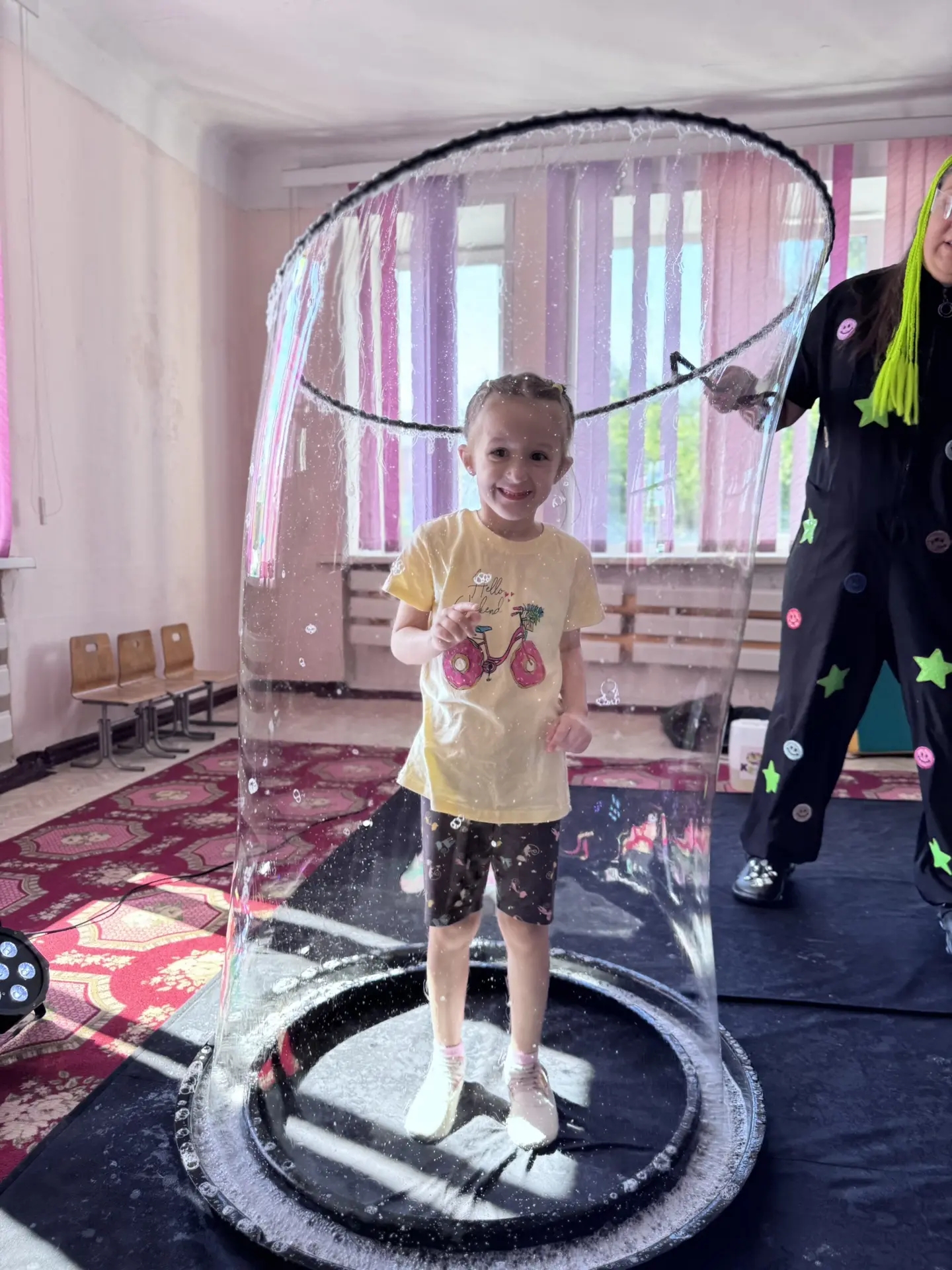 🫧🎈 Праздник мыльных пузырей в нашем детском саду! 🎈🫧

Сегодня было по-настоящему волшебно! 🌈 В 