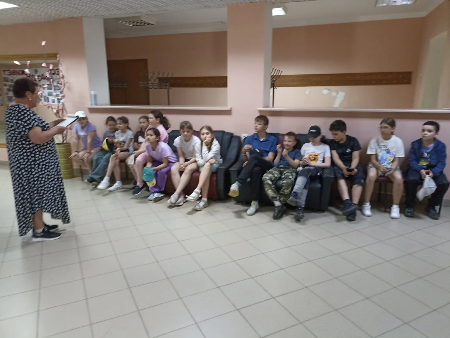 🌍 День экологии в Глинке!

Накануне Всемирного дня окружающей среды в селе Глинка прошел экологичес