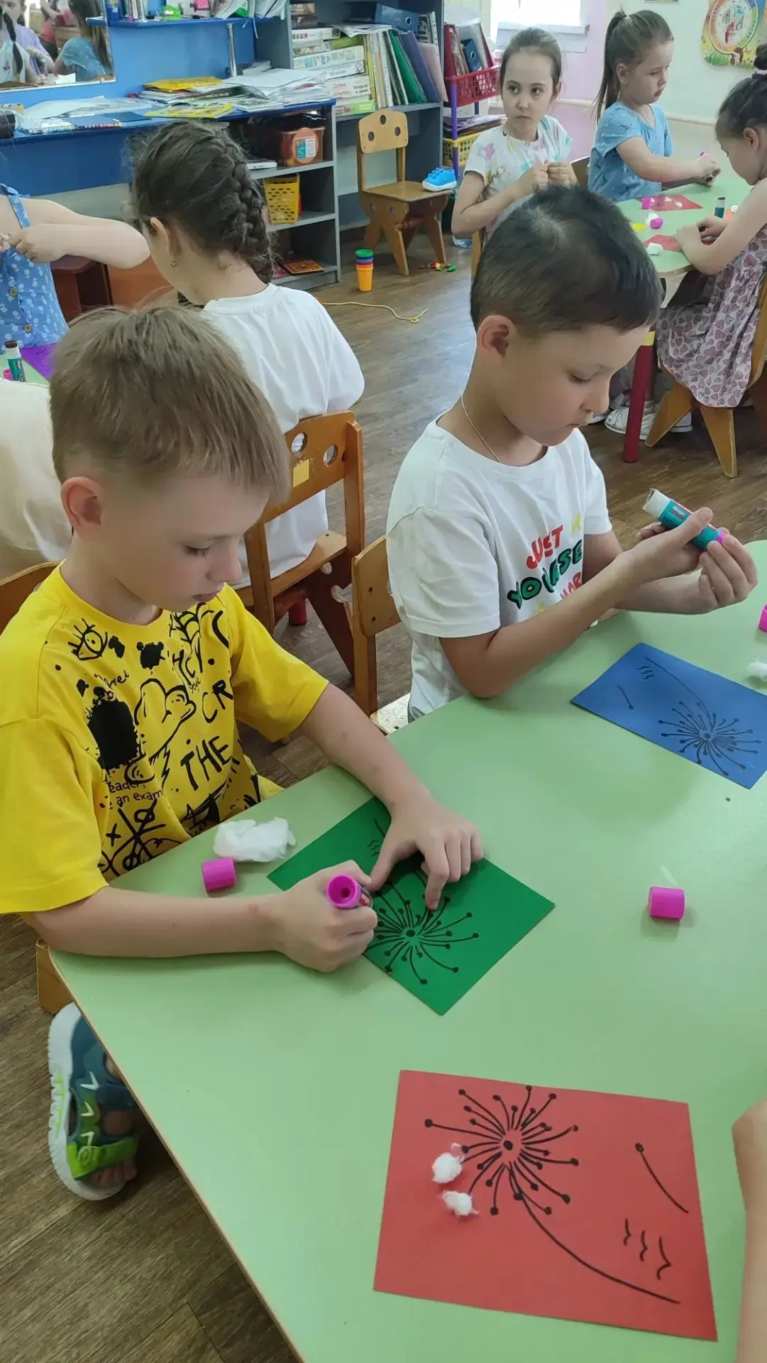 Поделка из ваты  "Одуванчик"