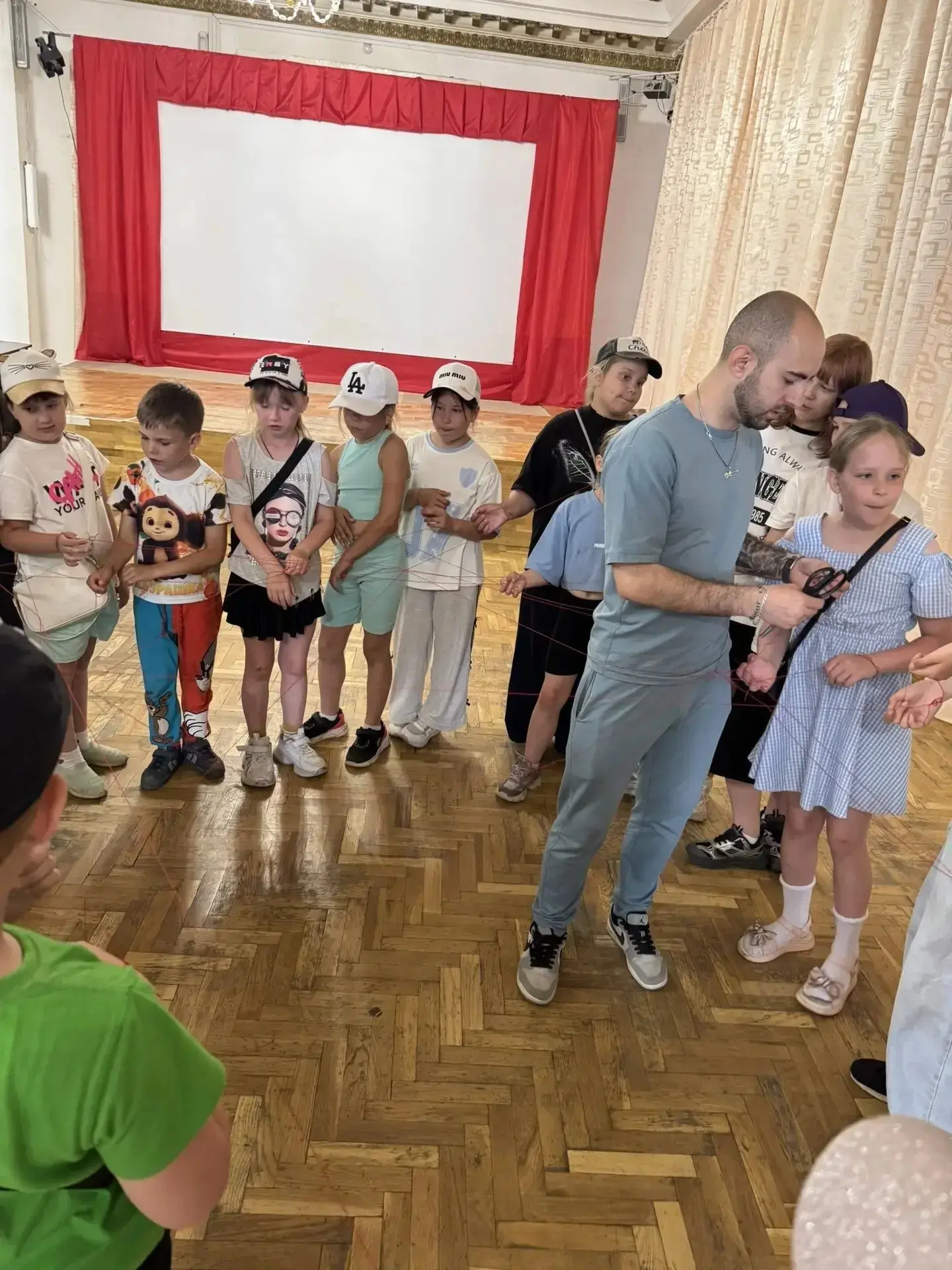 🏃‍♂️✨ «Тропа здоровья»: день спорта, творчества и дружбы!

19 июня во Дворце культуры им. А.С. Попо