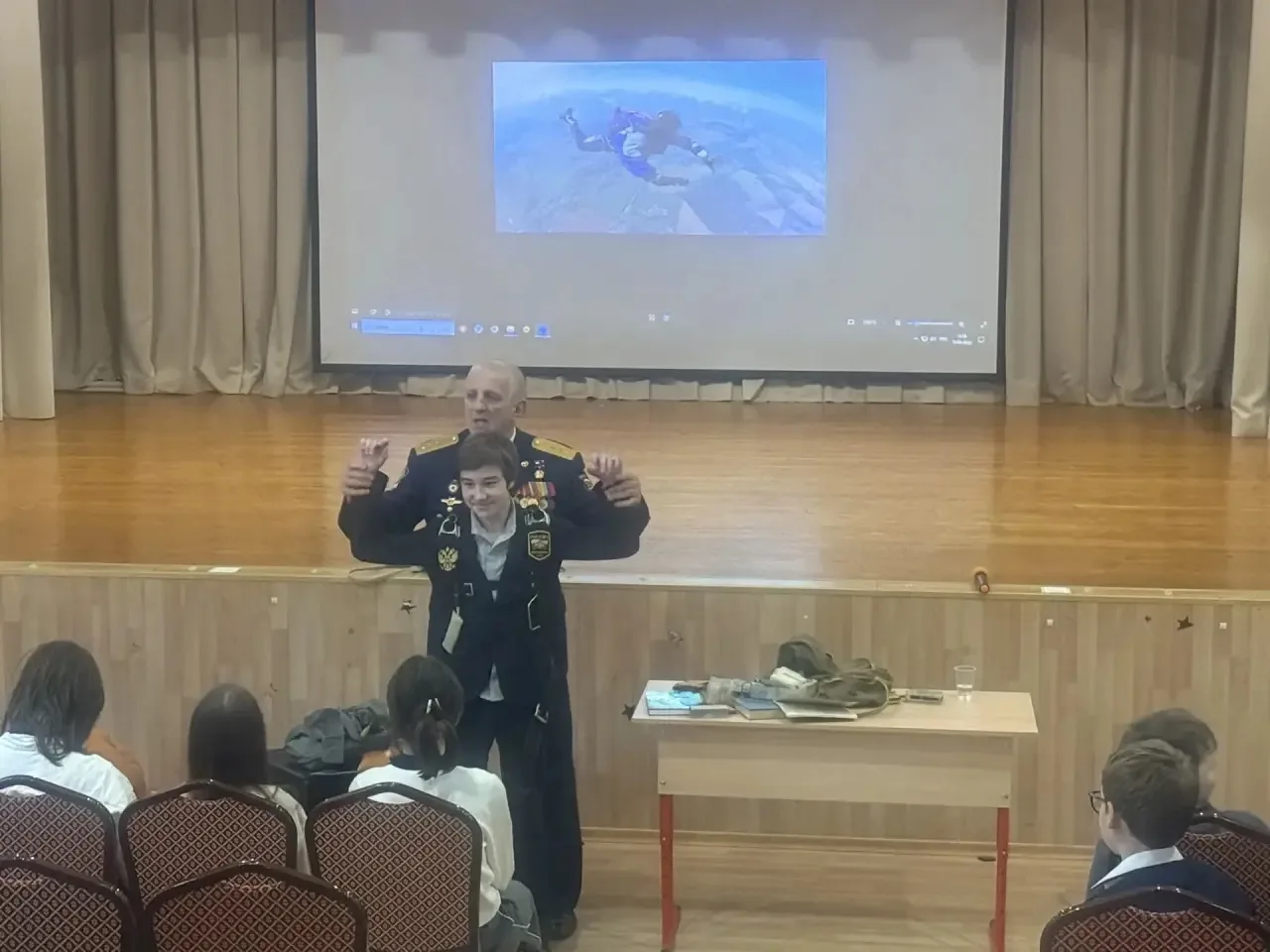 🚀Профессионал своего дела  Сегодня состоялась вторая встреча с вице-президентом федерации парашютног