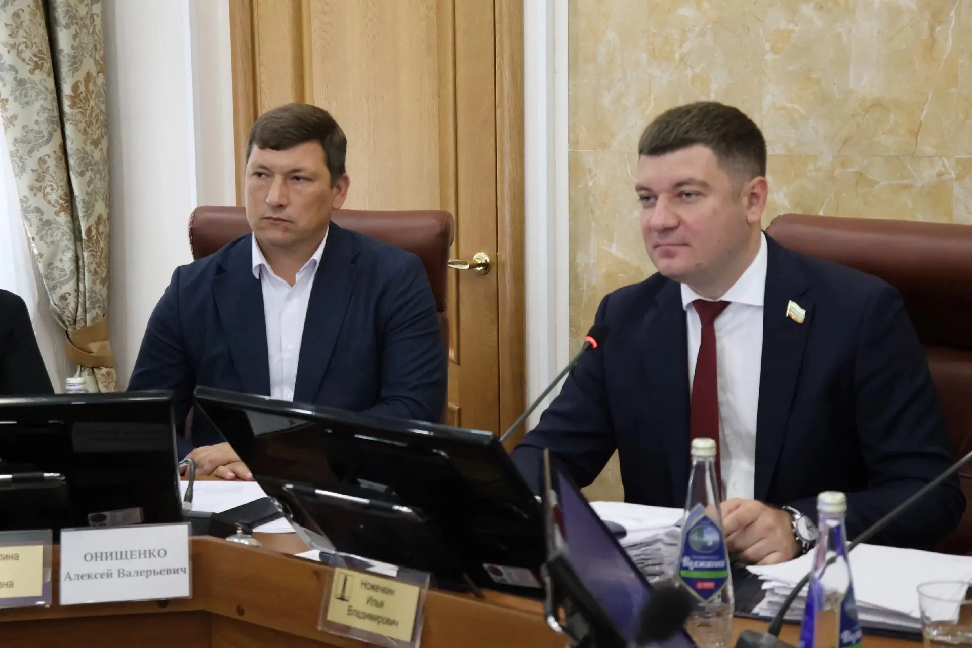 Парламентарии Городской Думы утвердили кандидатуры на присвоение высших муниципальных з...
