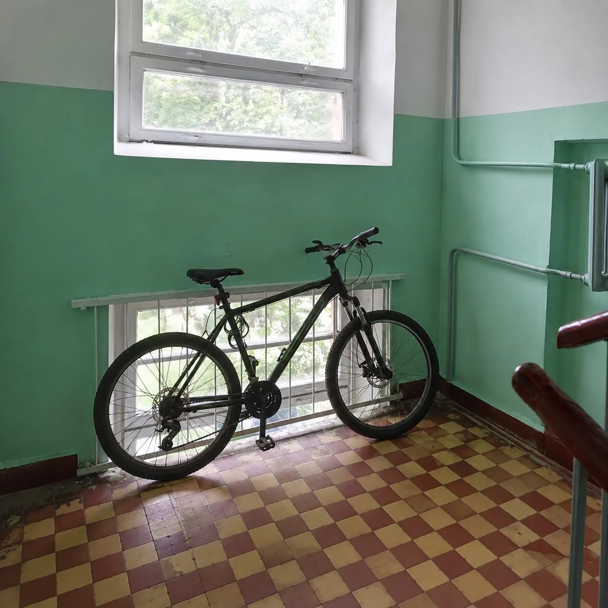 🚲 Хранение велосипедов в МКД: что говорит закон?