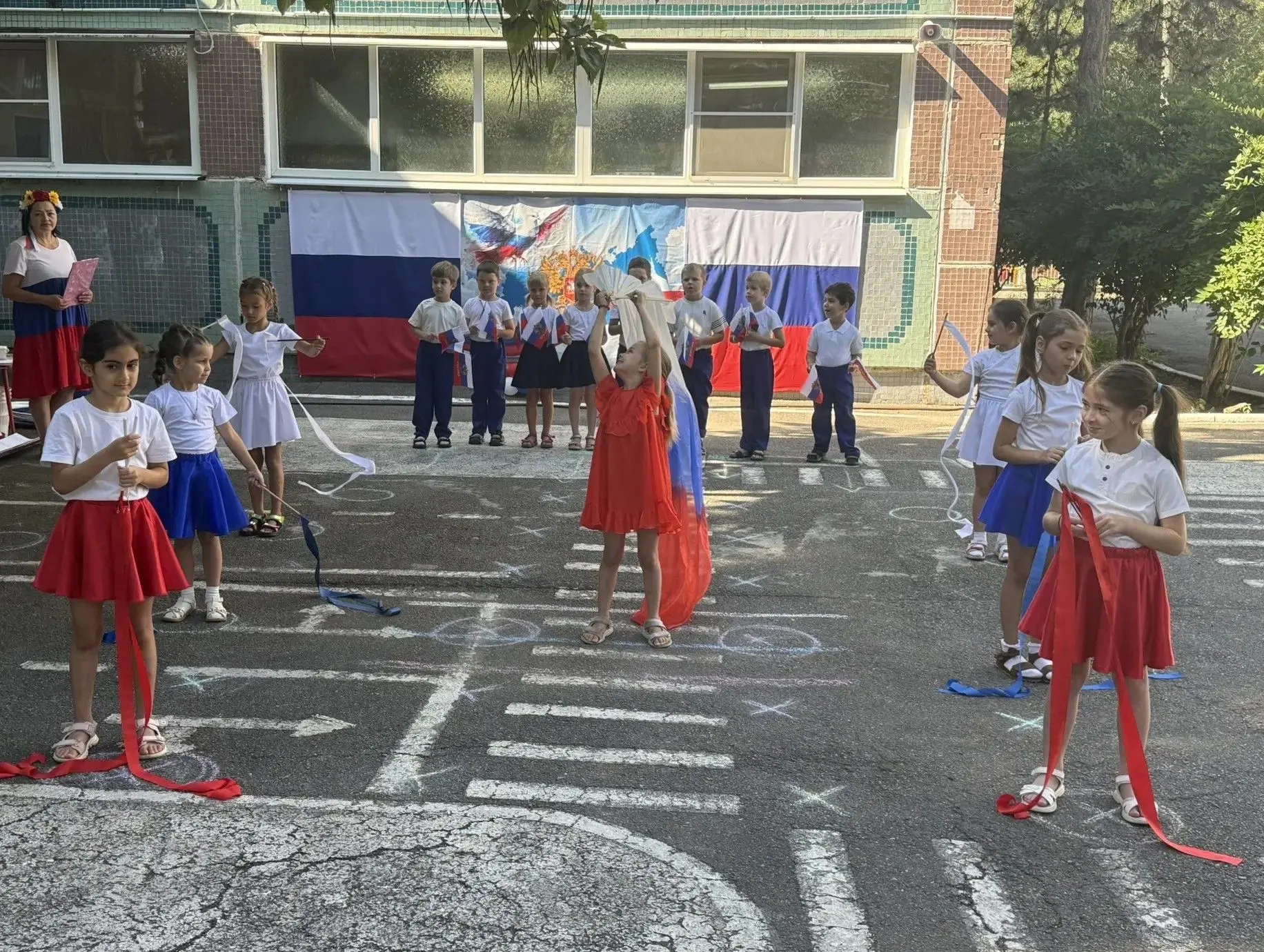 🎉 Сегодня в нашем саду отметили День Государственного флага Российской Федерации! 🇷🇺...